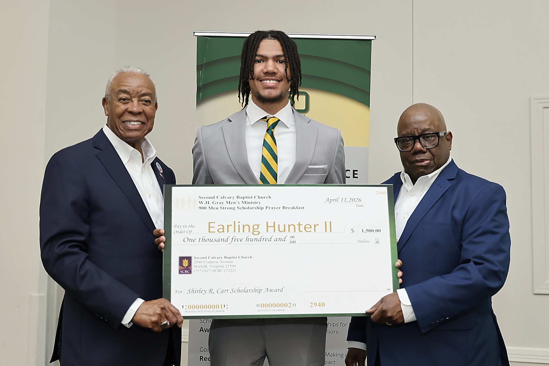 Earling Hunter II receiving the Shirley R. Carr Scholarship Award